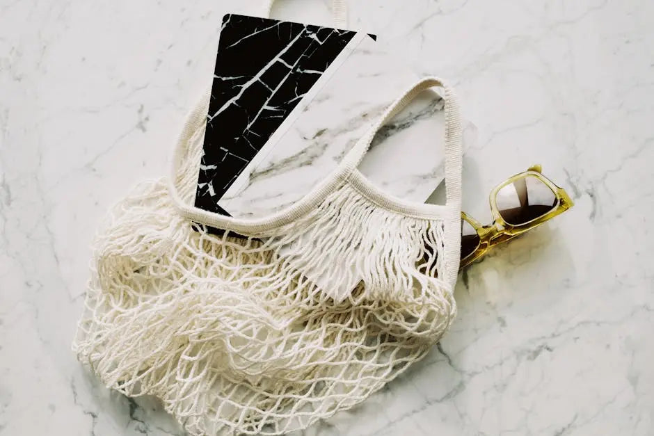 12 Must-Have Stylish Beach Bags for Every Type of Beachgoer