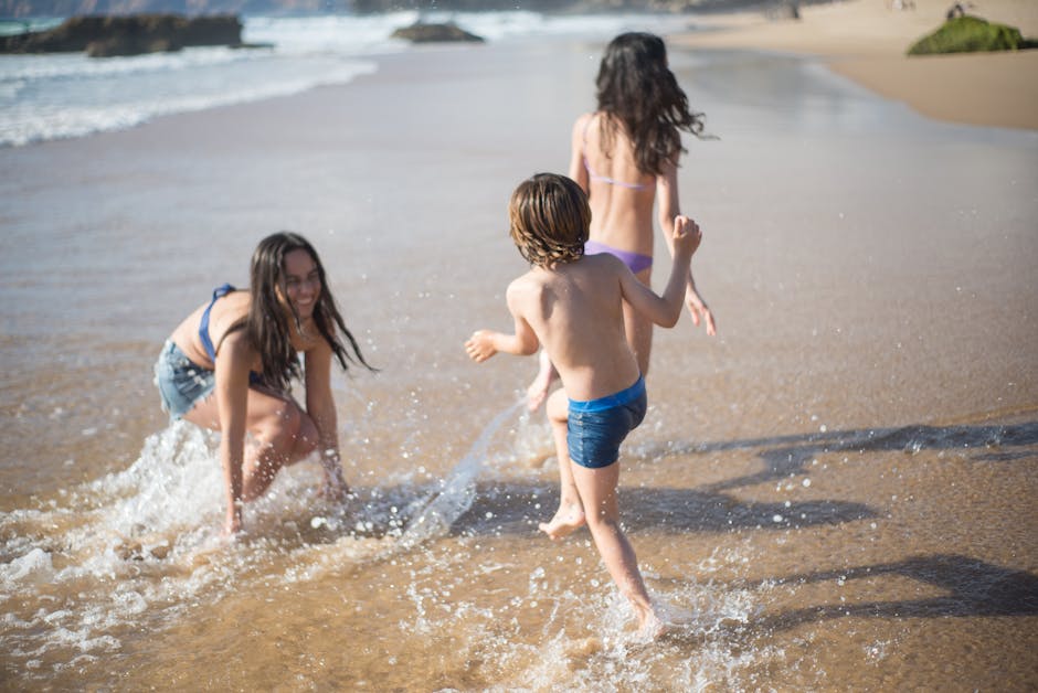 5 Essential Kids Beach Towels for Your Family's Next Seaside Adventure