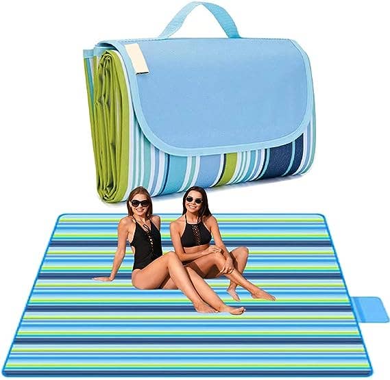 Shore Bliss: Sand-Proof Beach Mats for the Whole Family - Unfold the Fun